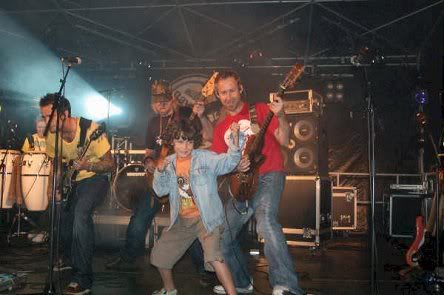 Helmonds luchtgitaarkampioen Daan en Luie Hond Helmond 2007