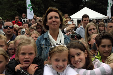 huldiging Rochelle X Factor Helmond 2011