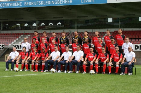 Helmond Sport in thuistenue