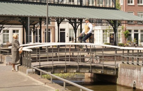 Fietsen in Brandevoort voor de Ronde van Stiphout