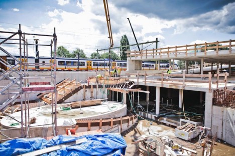 de werkzaamheden bij het NS-station Helmond