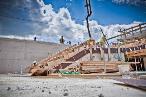 de werkzaamheden bij het NS-station Helmond