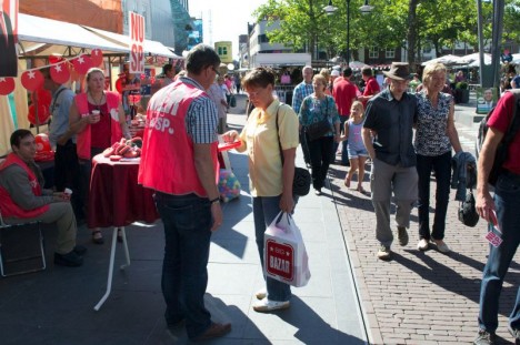 de zaterdagmarkt voor de Tweede Kamerverkiezingen
