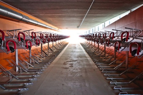 werkzaamheden bij het NS-Station Helmond