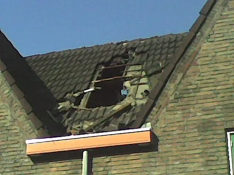 de dag na de brand in Van der Foelartstraat Helmond